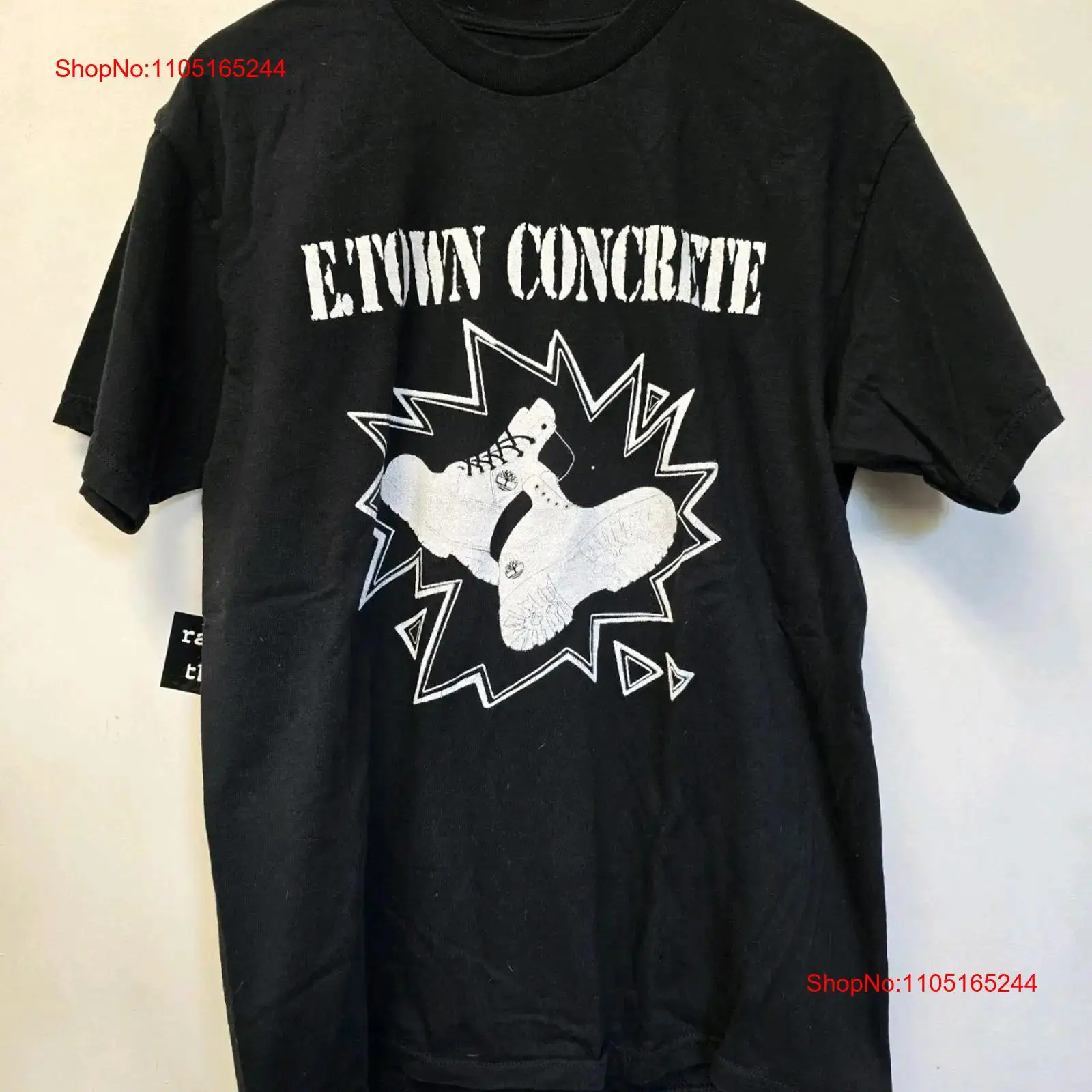Vintage Fashion Newtown - Kaos E Town Concrete Band L