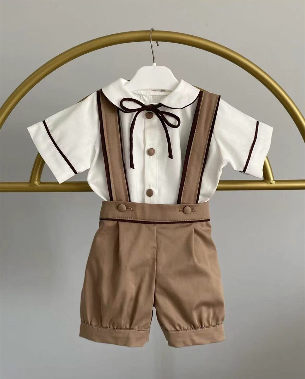 Setelan Khaki Vintage Musim Se - Vintage Fashion Photography ulasan dan harga
