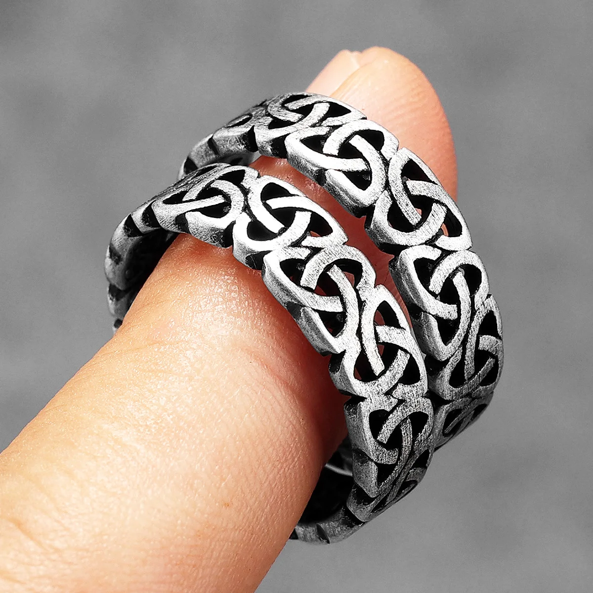 Berongga simpul Celtic cincin  - Vintage Fashion Newtown ulasan dan harga